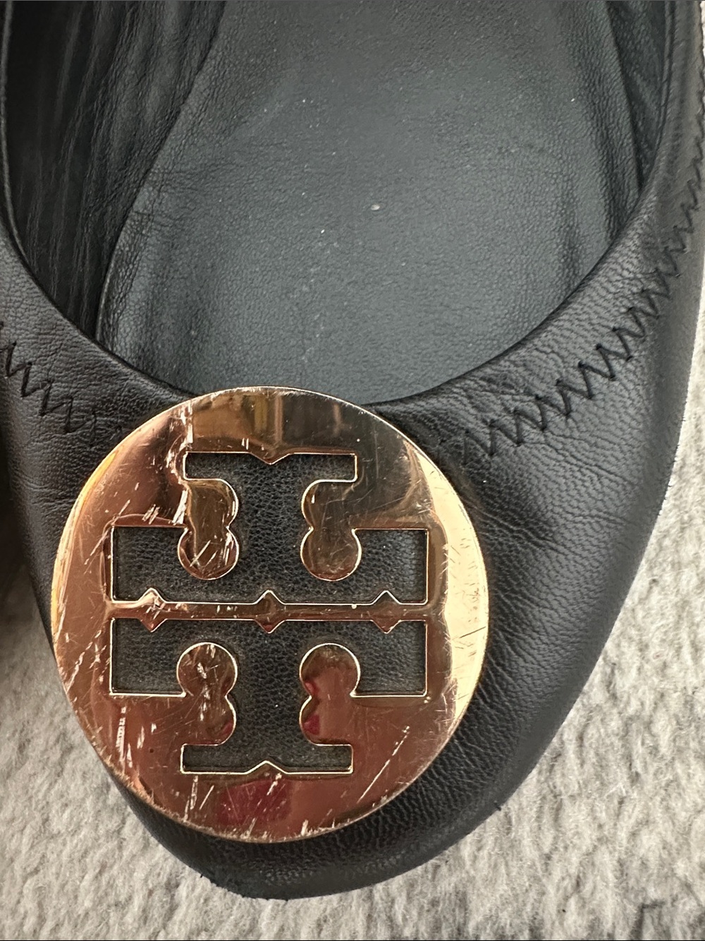 Tory Burch Black Leather Reva Ballet Flats with Gold Logo - Picture 8 of 8